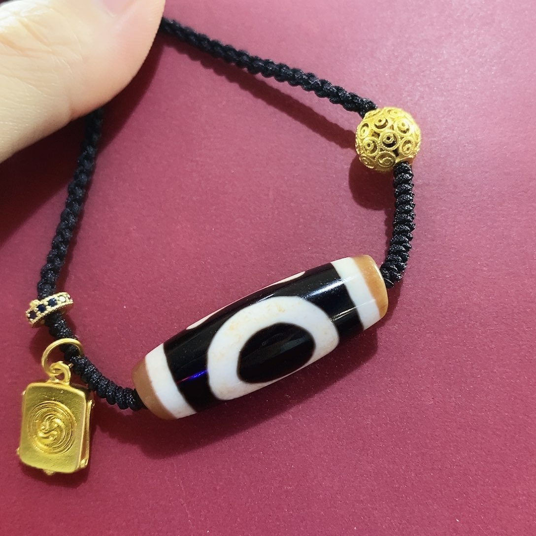 磐***石玛瑙/玉髓颈饰合金行运天地