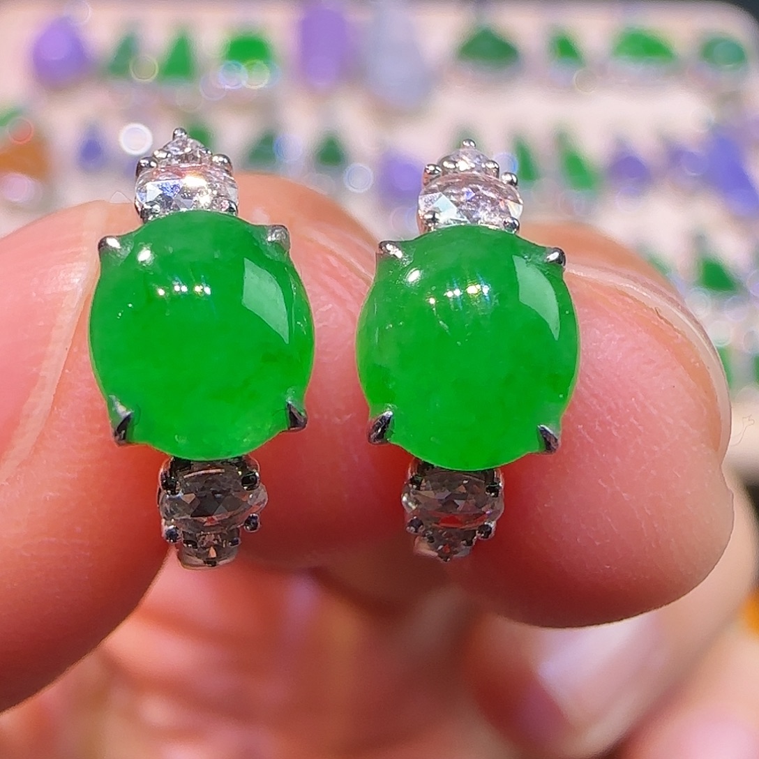 翡翠18K金镶嵌耳饰