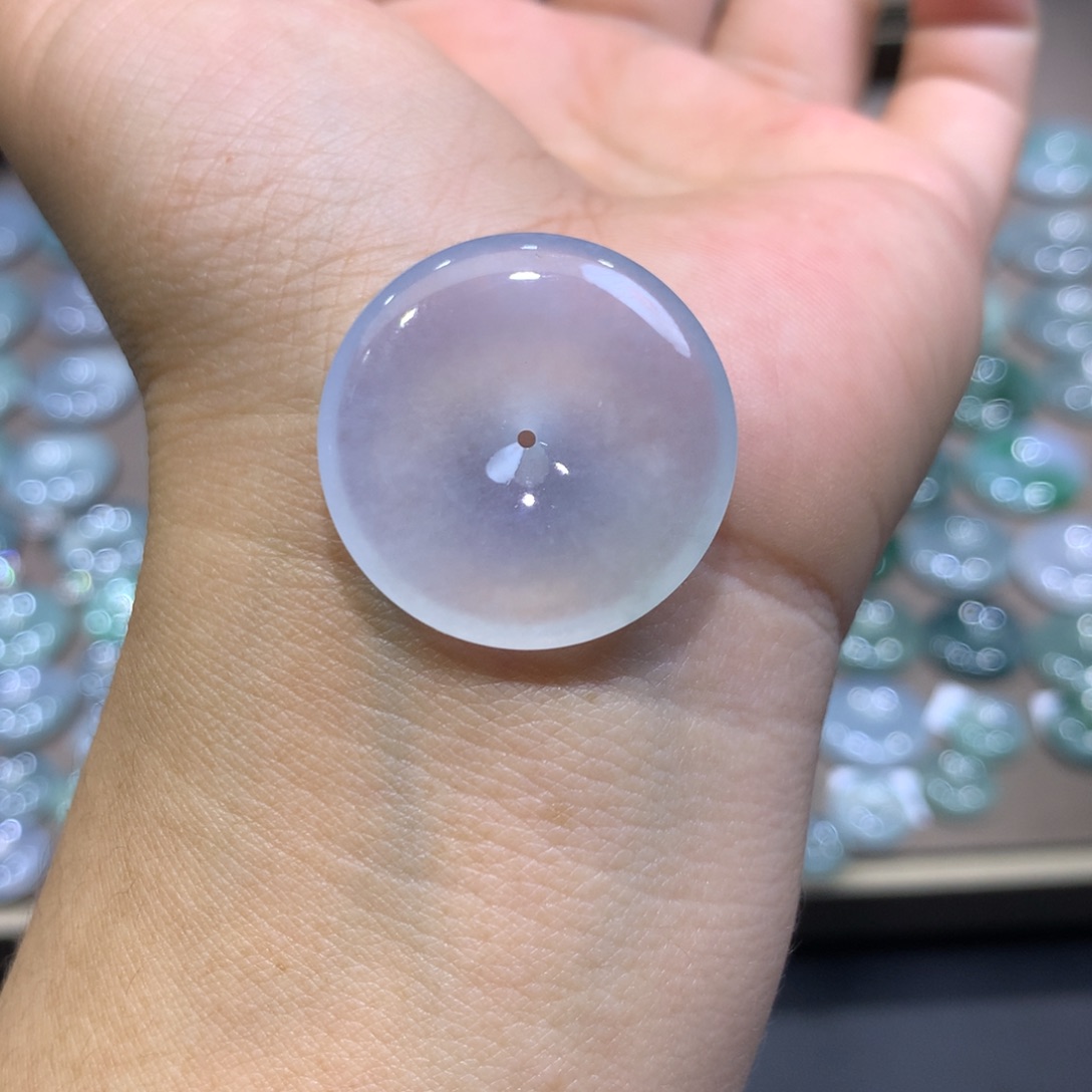 翡翠未镶嵌颈饰平安扣26.8*5.1