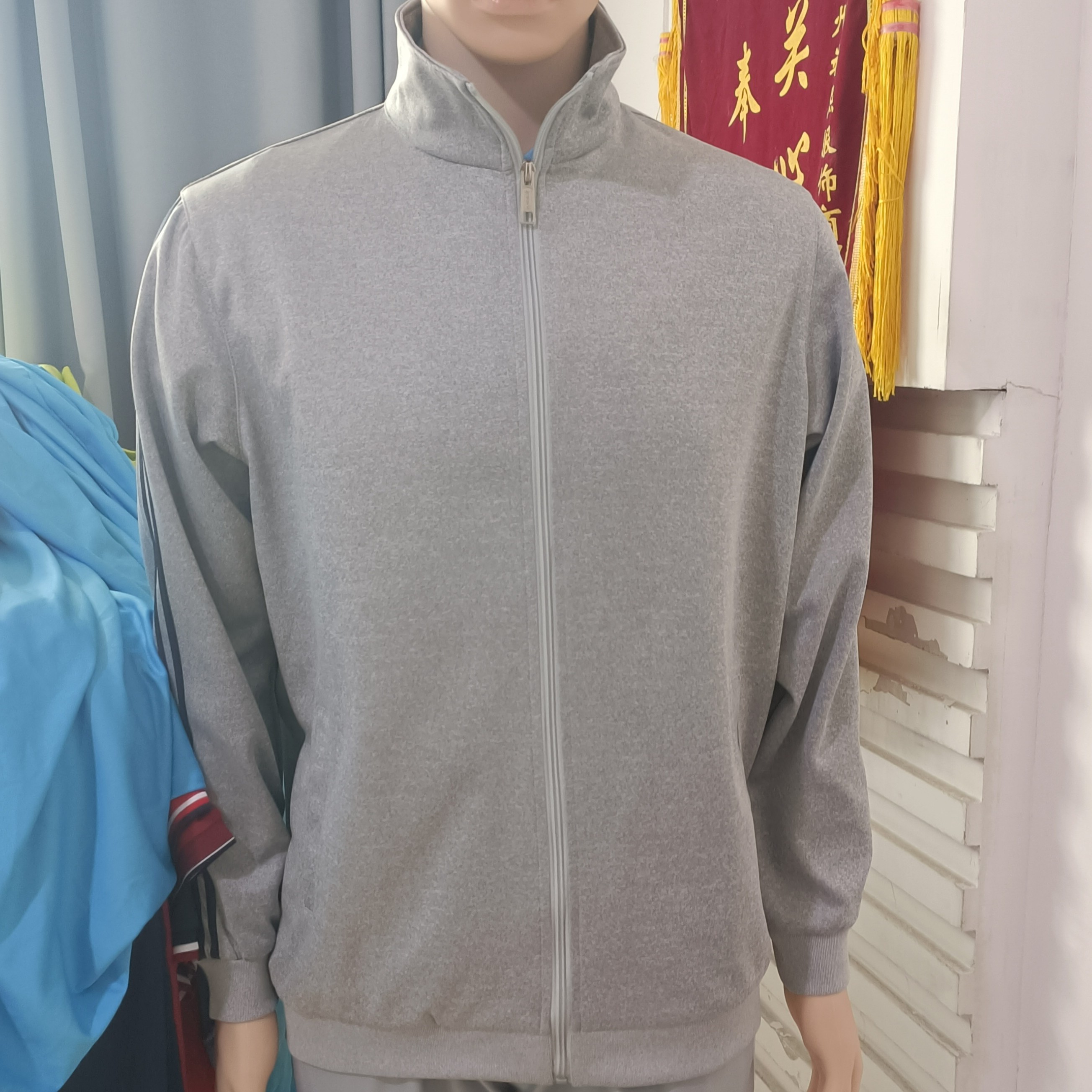 秋季男士薄款时尚加绒运动开衫灰色立领卫衣透气拉链