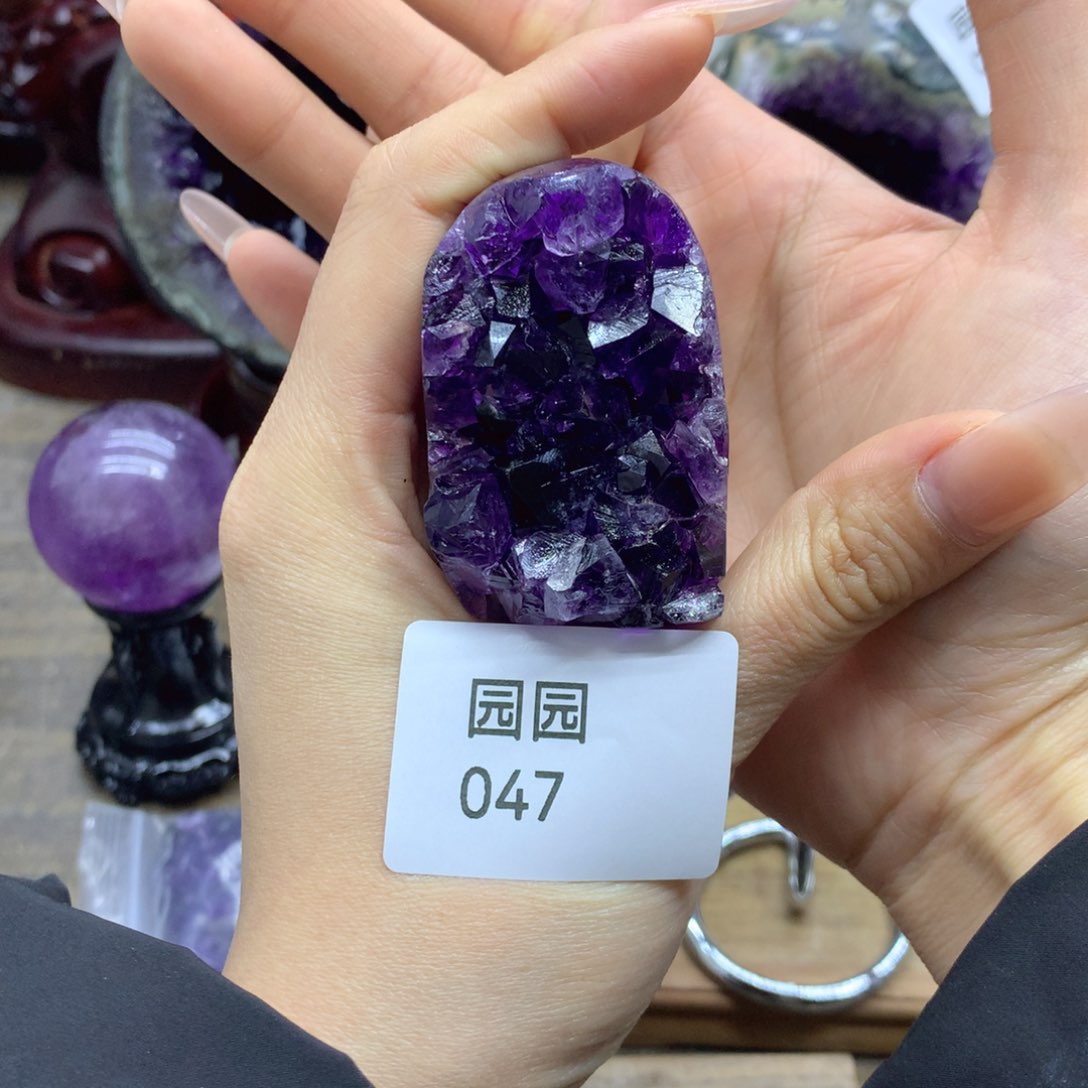 紫晶大型摆件（非配饰）未镶嵌