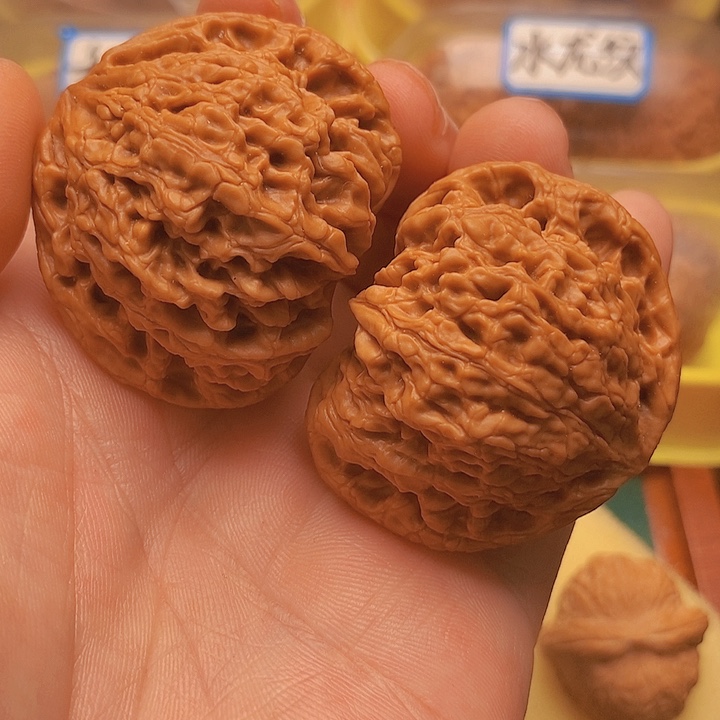 文玩核桃把件48全品虎头王