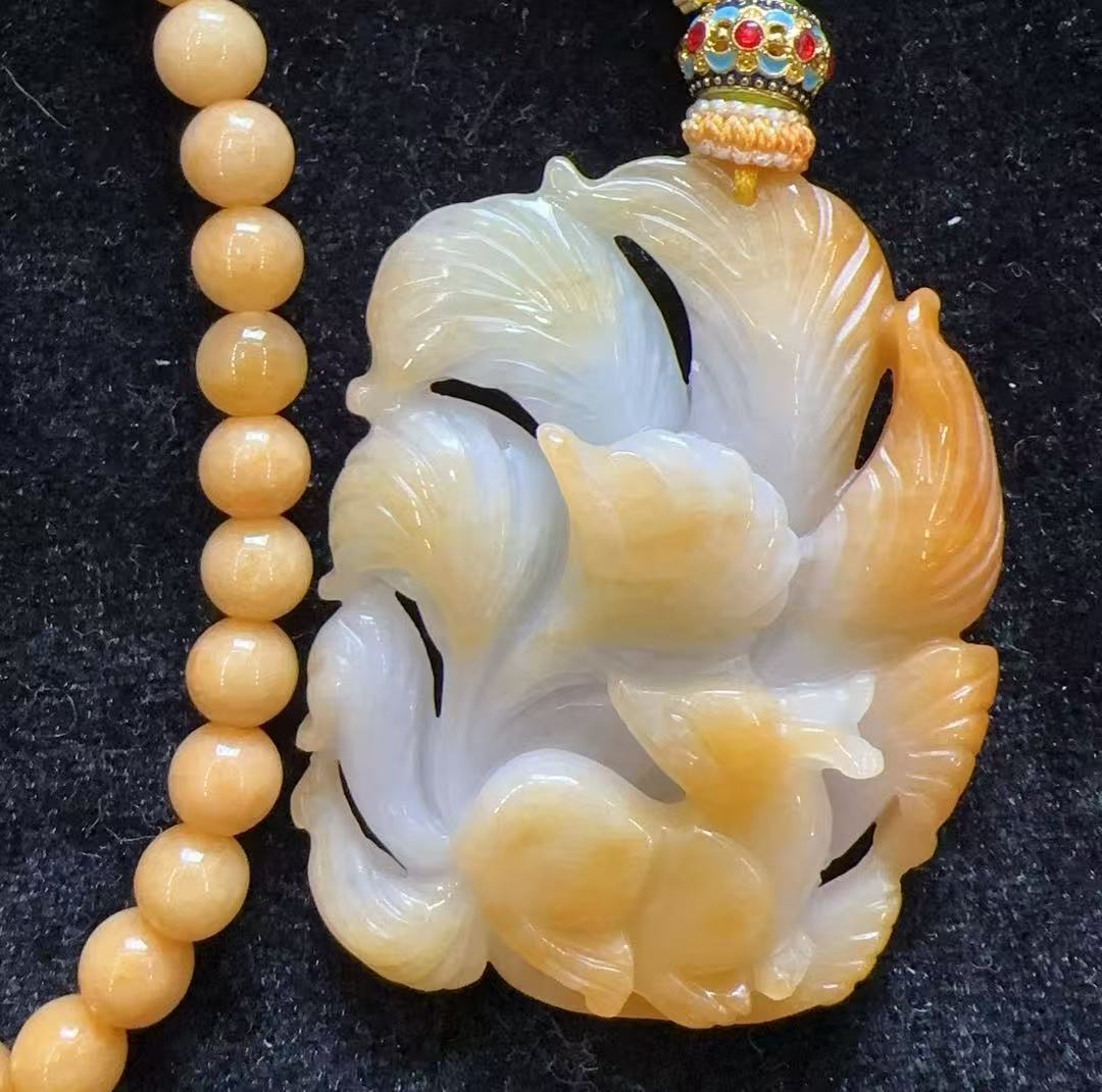 天然缅甸翡翠吊坠3093