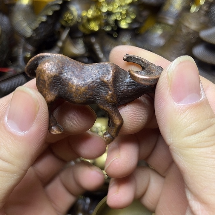 诚信经营精美铜器