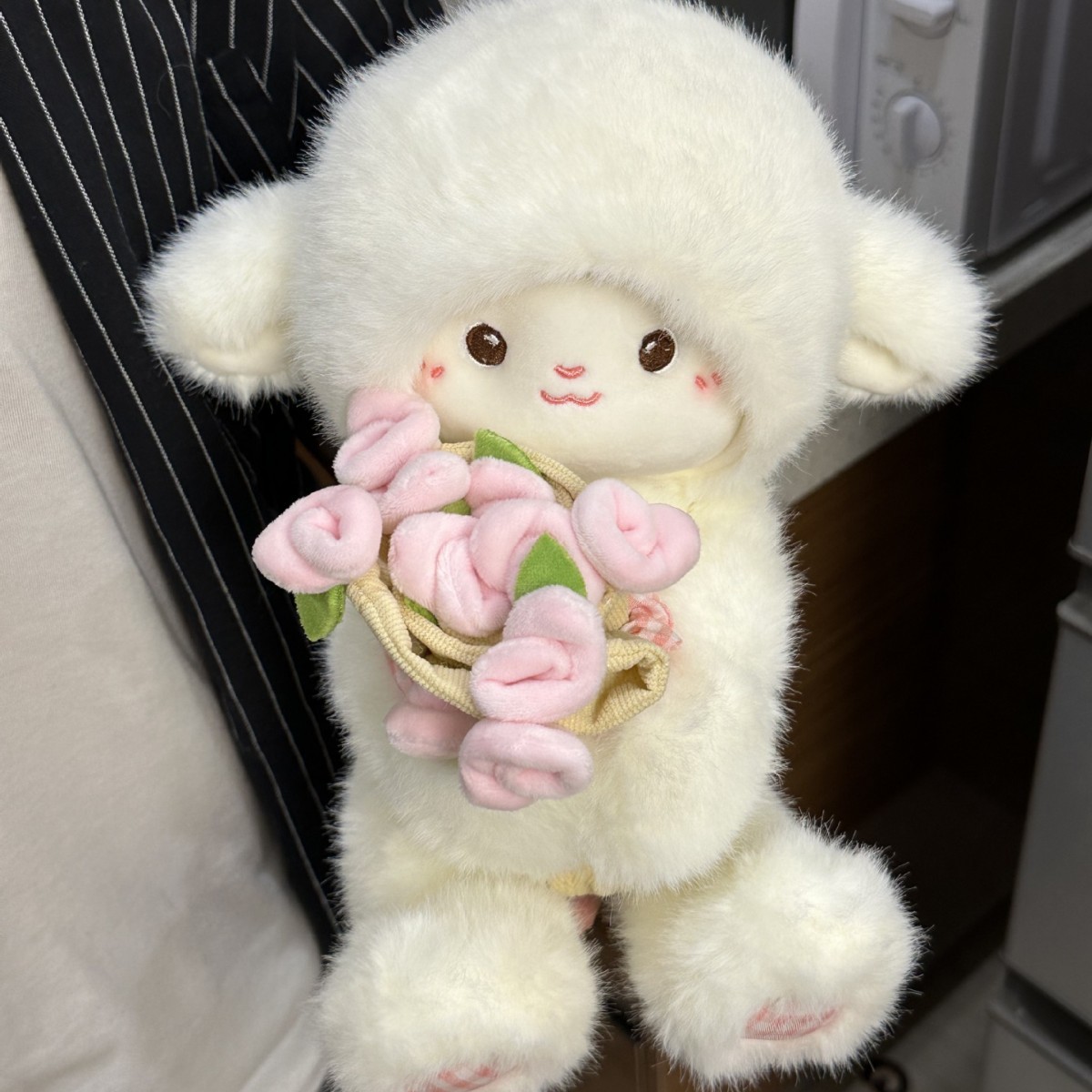 玫瑰花小羊玩偶娃娃毛绒玩具女生抱抱玩偶毛绒公仔情侣生日礼物