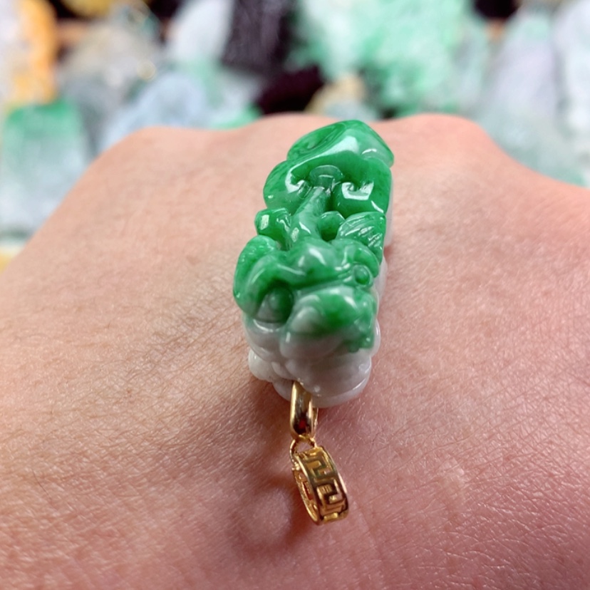 【闪购商品】翡翠吊坠(不含链)未镶嵌