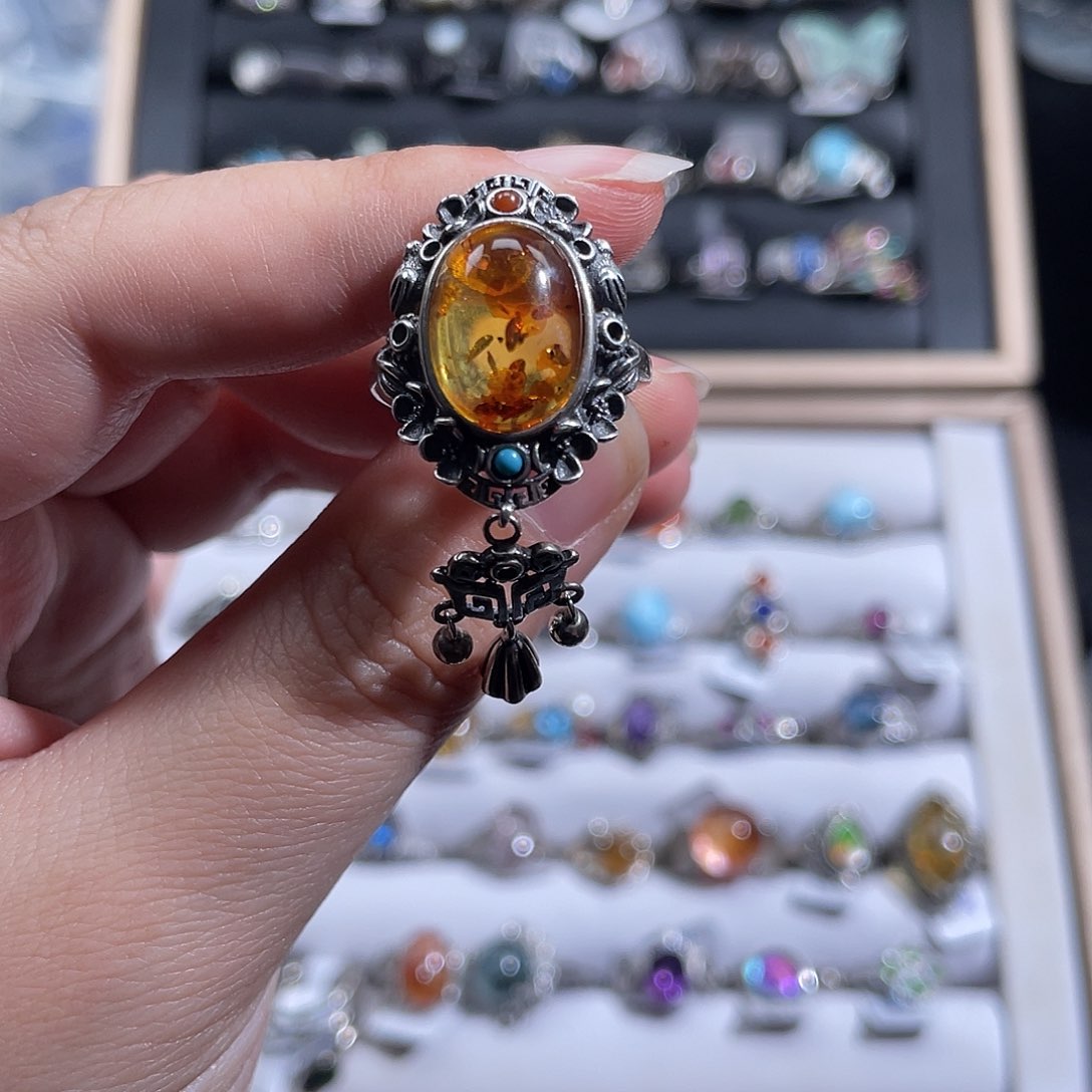 银S925镶嵌戒指水晶胭**刀