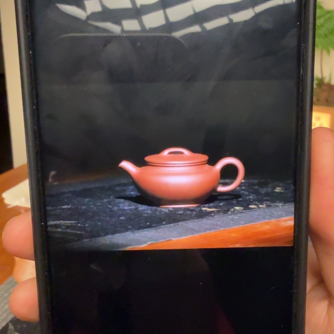 紫泥茶壶夜*者紫砂茶壶