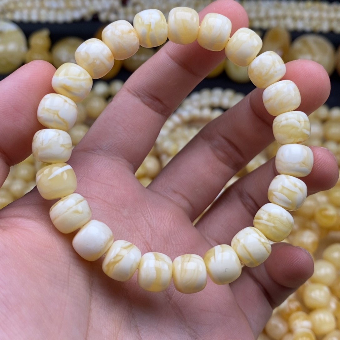 琥珀裸石未镶嵌10+俄料瓷白虎皮纹精工老形手串