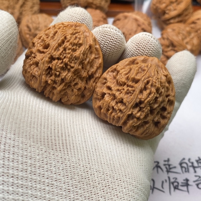 【闪购商品】文玩核桃把件流**落377南疆