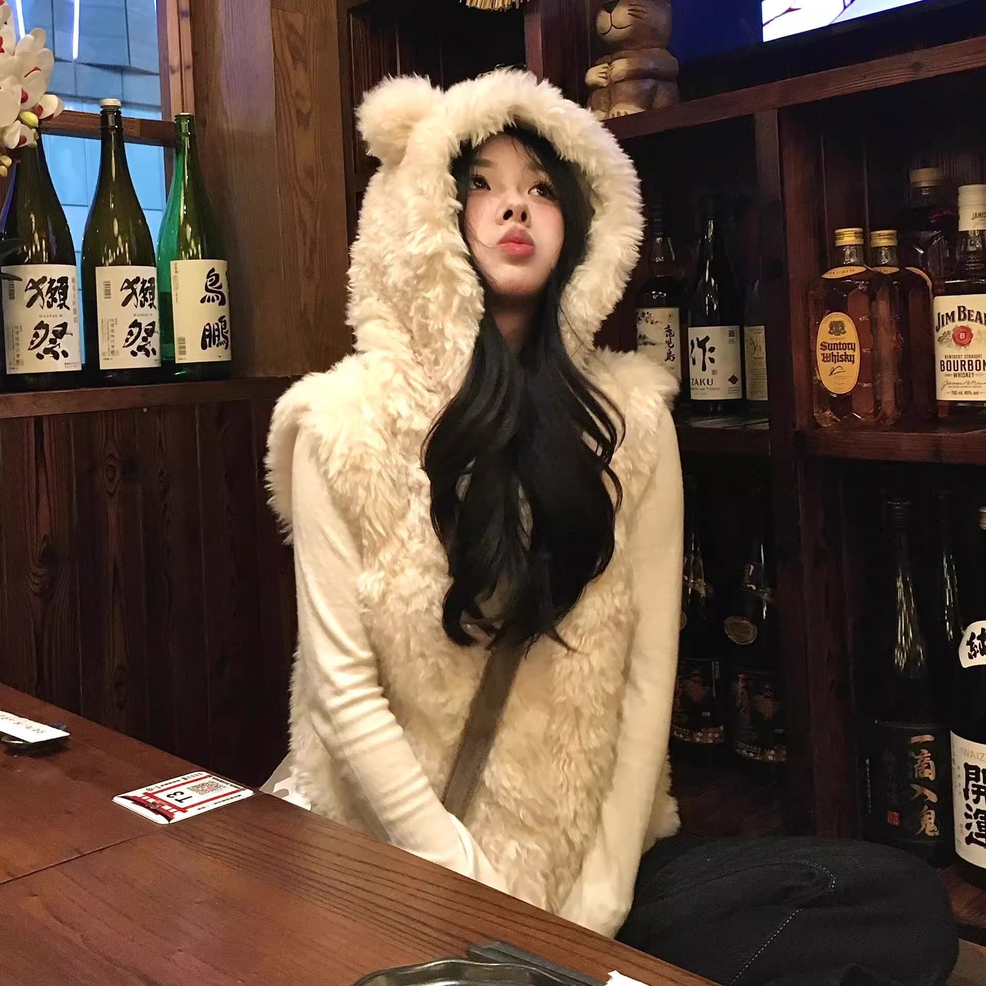 【当天发+运费险】小熊耳朵皮小湖羊马甲连帽毛毛羔羔毛绒坎肩YY586