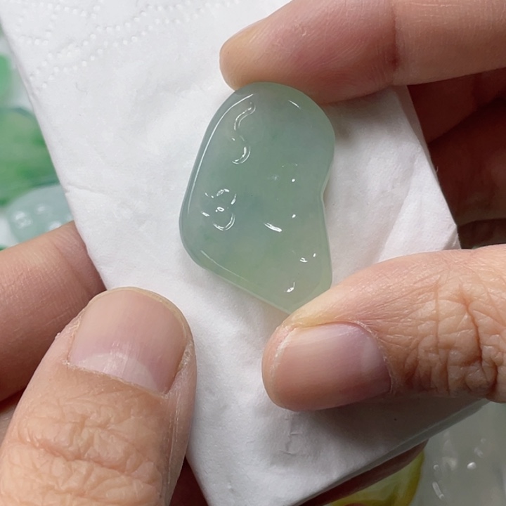 定制翡翠未镶嵌包工