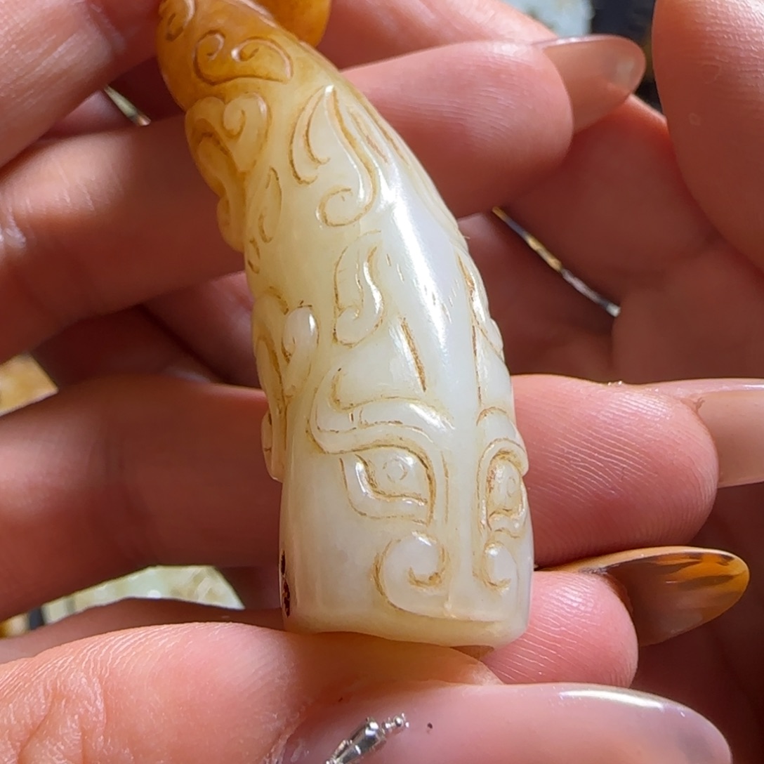 大***5和田玉未镶嵌挂件