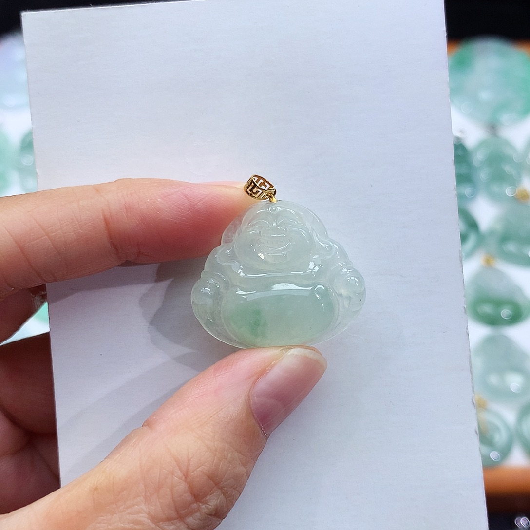 颈饰18K金镶嵌翡翠翡翠吊坠