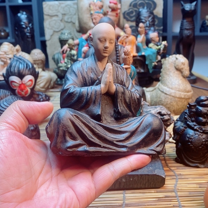 有机玻璃火山岩彩绘一心向佛