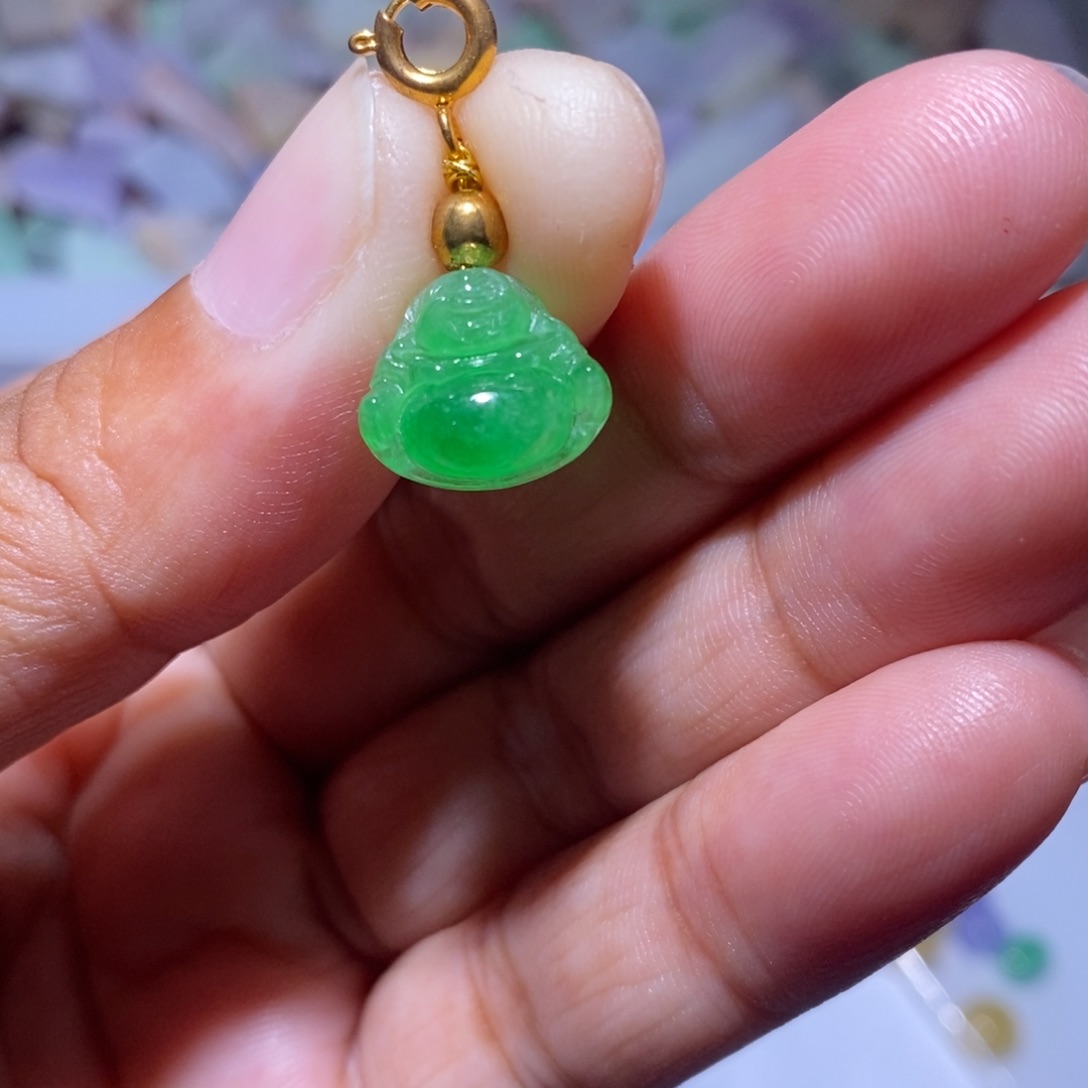 颈饰未镶嵌翡翠看**跑10