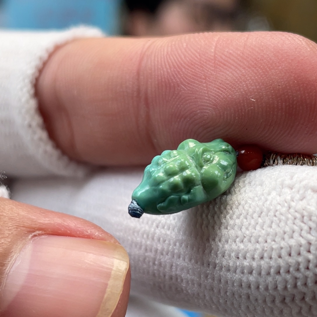 绿松石未镶嵌挂件