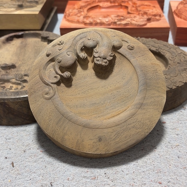 1***5风车木（黑檀木）瑕疵底座