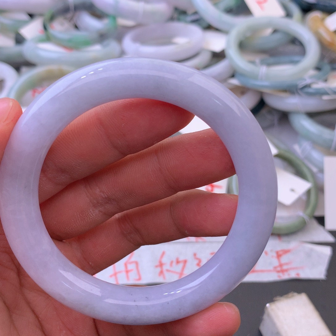 翡翠手镯未镶嵌12268888888988