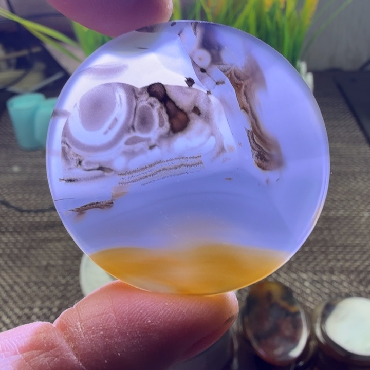 玛瑙/玉髓未镶嵌巴西玛瑙像形