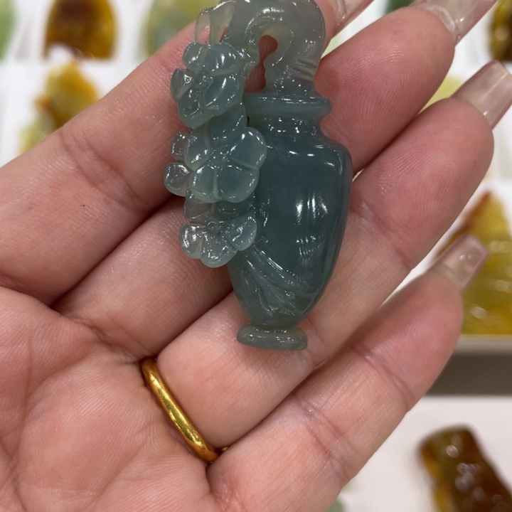 蛇纹石玉合金颈饰