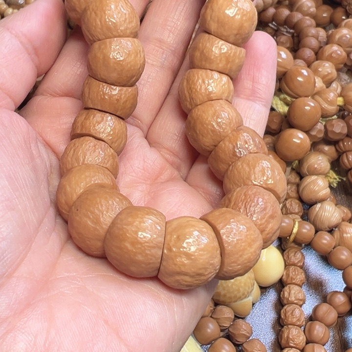 15左右大肠手串单圈