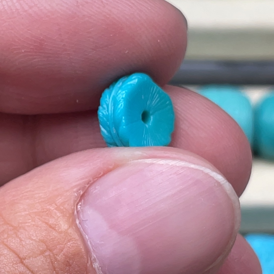 绿松石挂件未镶嵌9.6×3.8mm