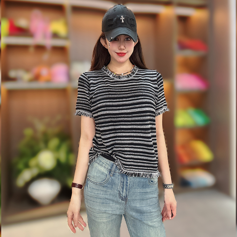 夏季新款时尚小香风圆领短袖流苏边针织衫女士休闲百搭条纹上衣薄