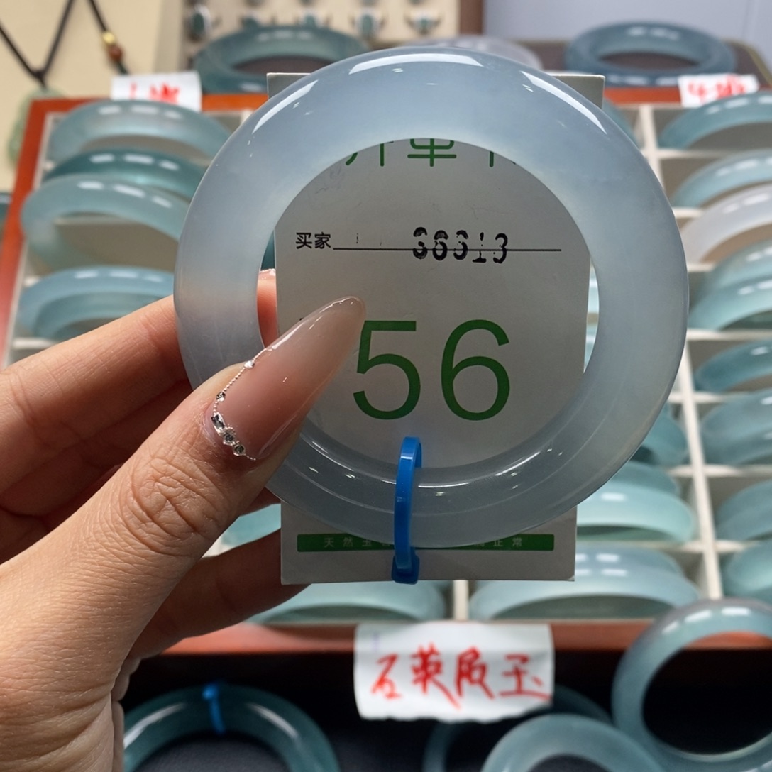 石英质玉未镶嵌手镯