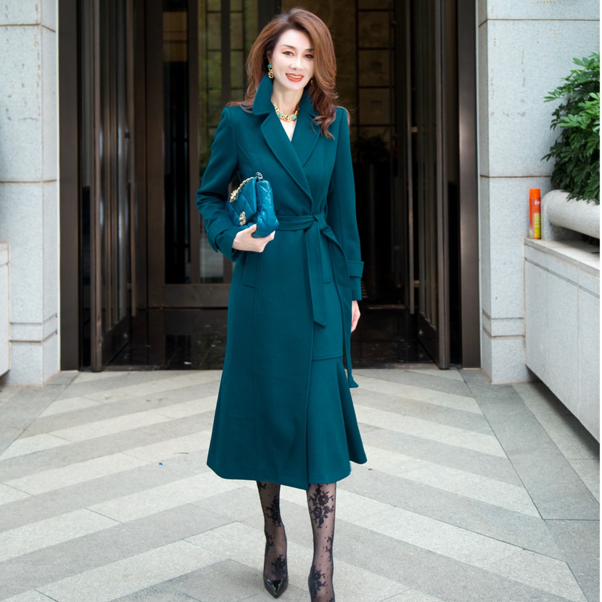 HY姜黄色半鱼尾大衣优雅大气时尚经典款【高端服装定制专家】