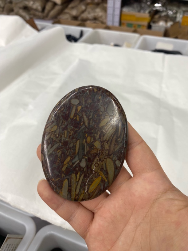 女娲石能量石全身按摩