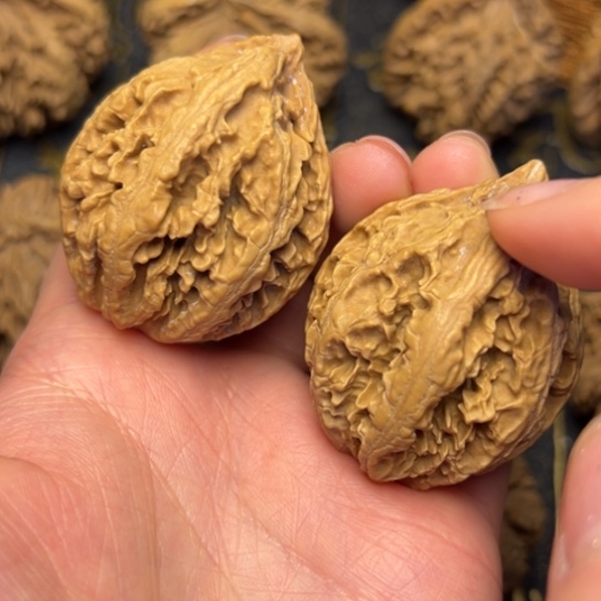 文玩核桃把件秦岭核桃15