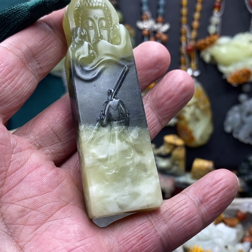 【闪购商品】蛇纹石玉把件双面工艺未镶嵌