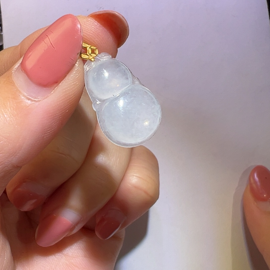 翡翠颈饰18K金镶嵌吊坠