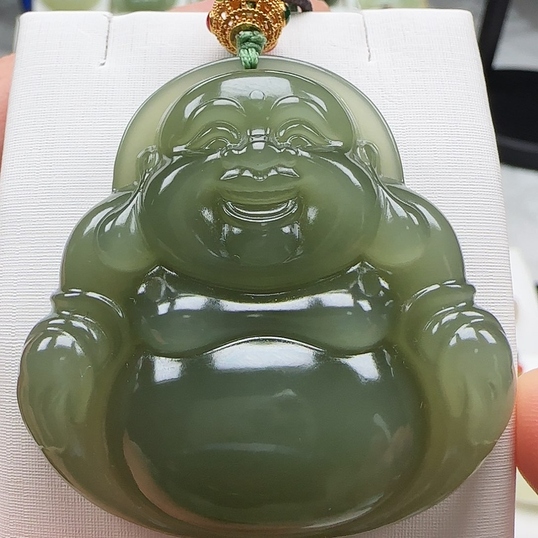 和田玉颈饰足金镶嵌