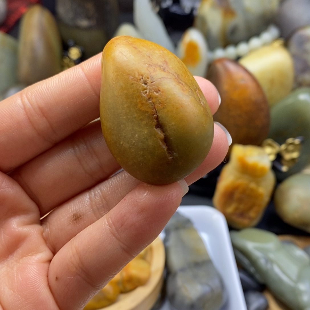和田玉（子料）未镶嵌颈饰