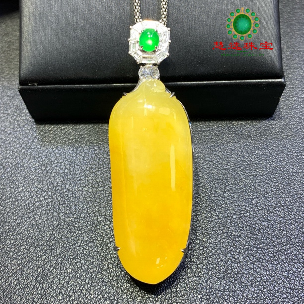 天然缅甸A货翡翠高冰黄豪镶福瓜吊坠H