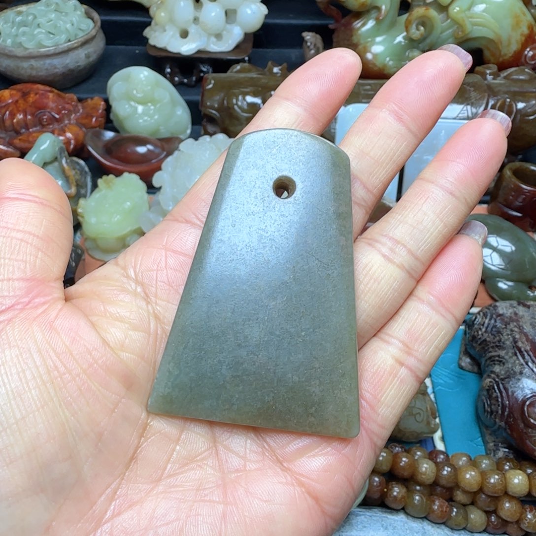 和田玉挂件未镶嵌