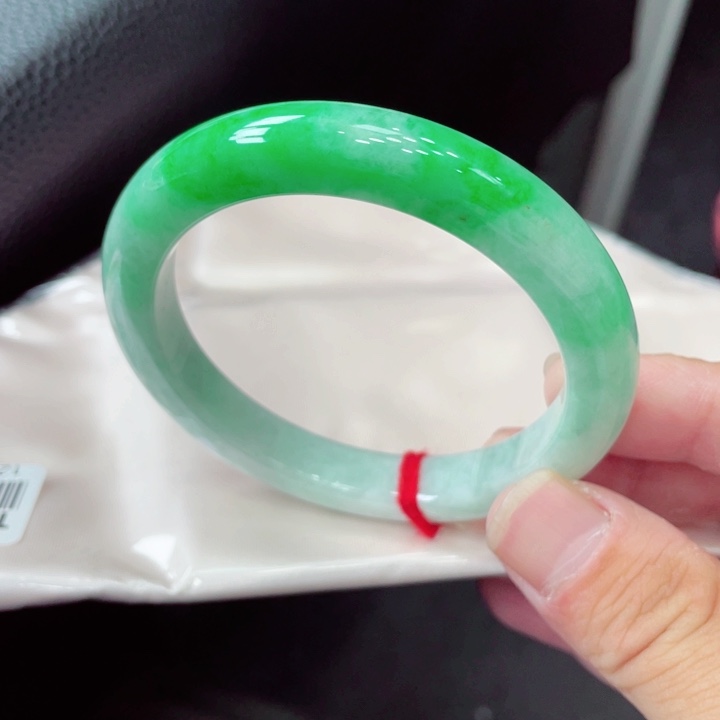 未镶嵌手镯翡翠翡翠