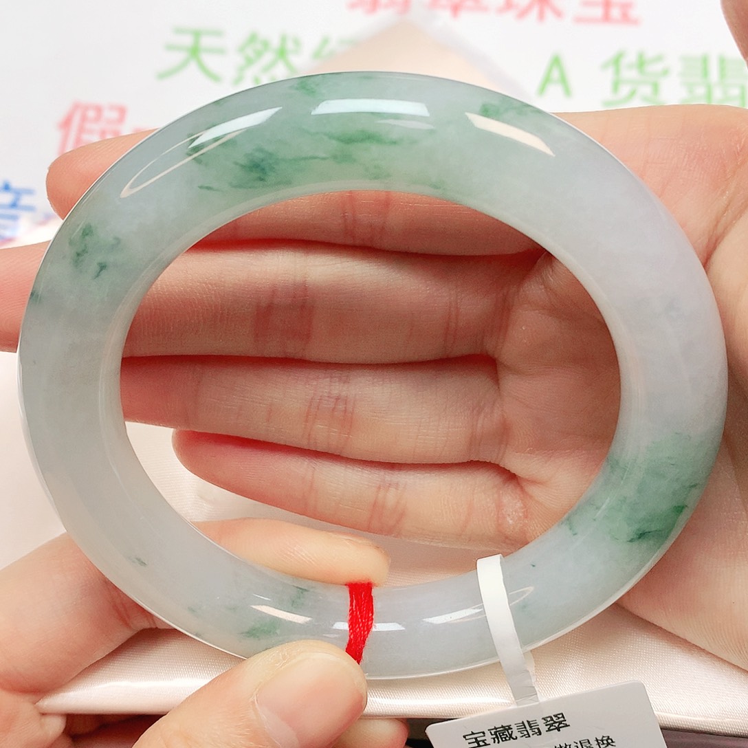 未镶嵌手镯翡翠翡翠手镯60圆