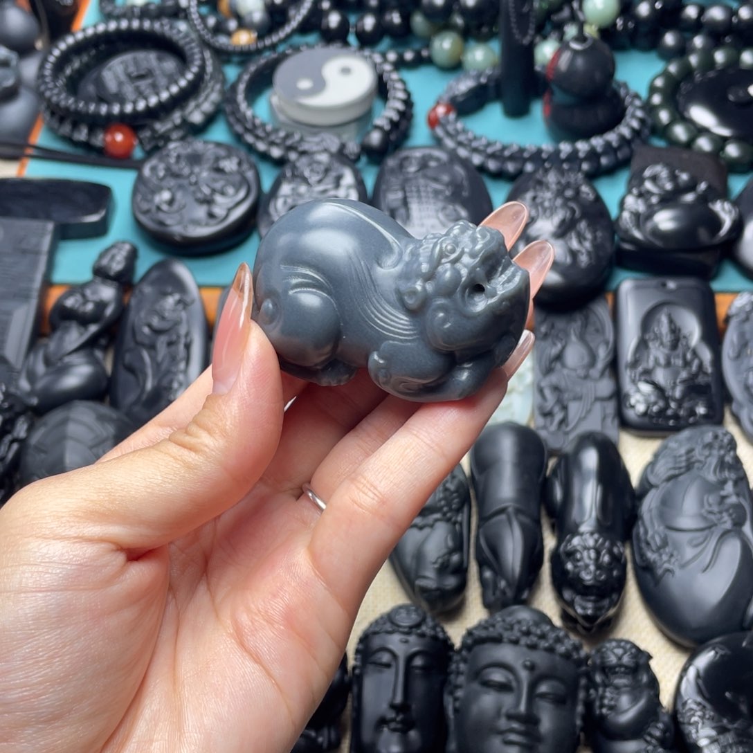 未镶嵌和田玉把件