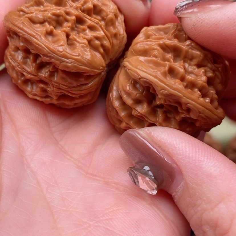 【闪购商品】文玩核桃吊坠40尺磨盘