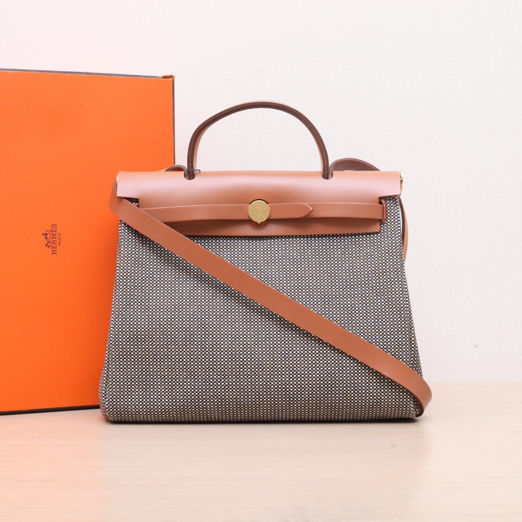 99新 Hermes/爱马仕 单肩包  P205843741