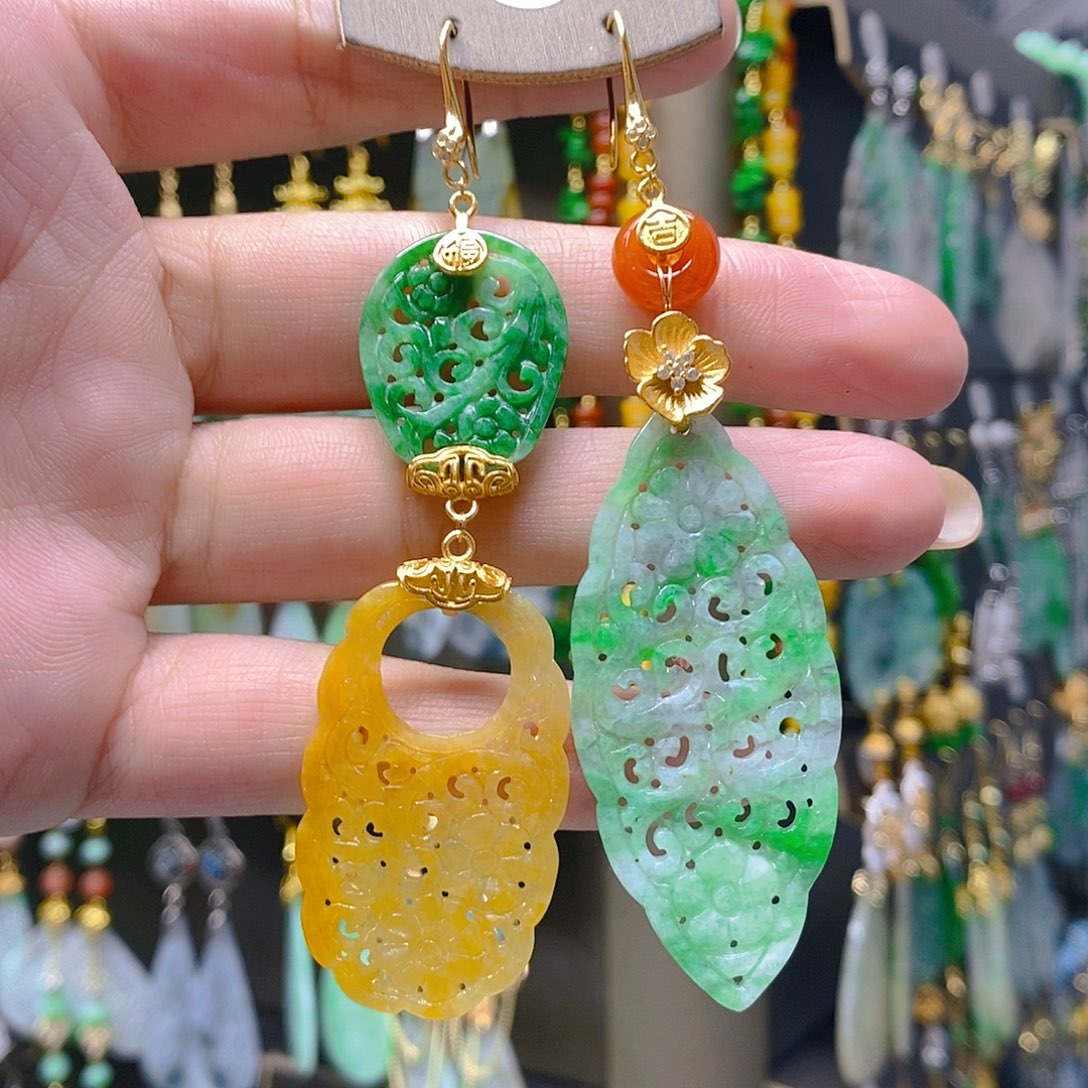 未镶嵌翡翠耳饰好**茶翡翠