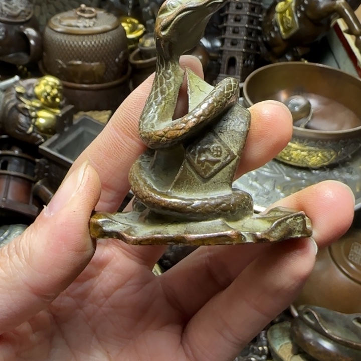 铜器把玩摆件链接