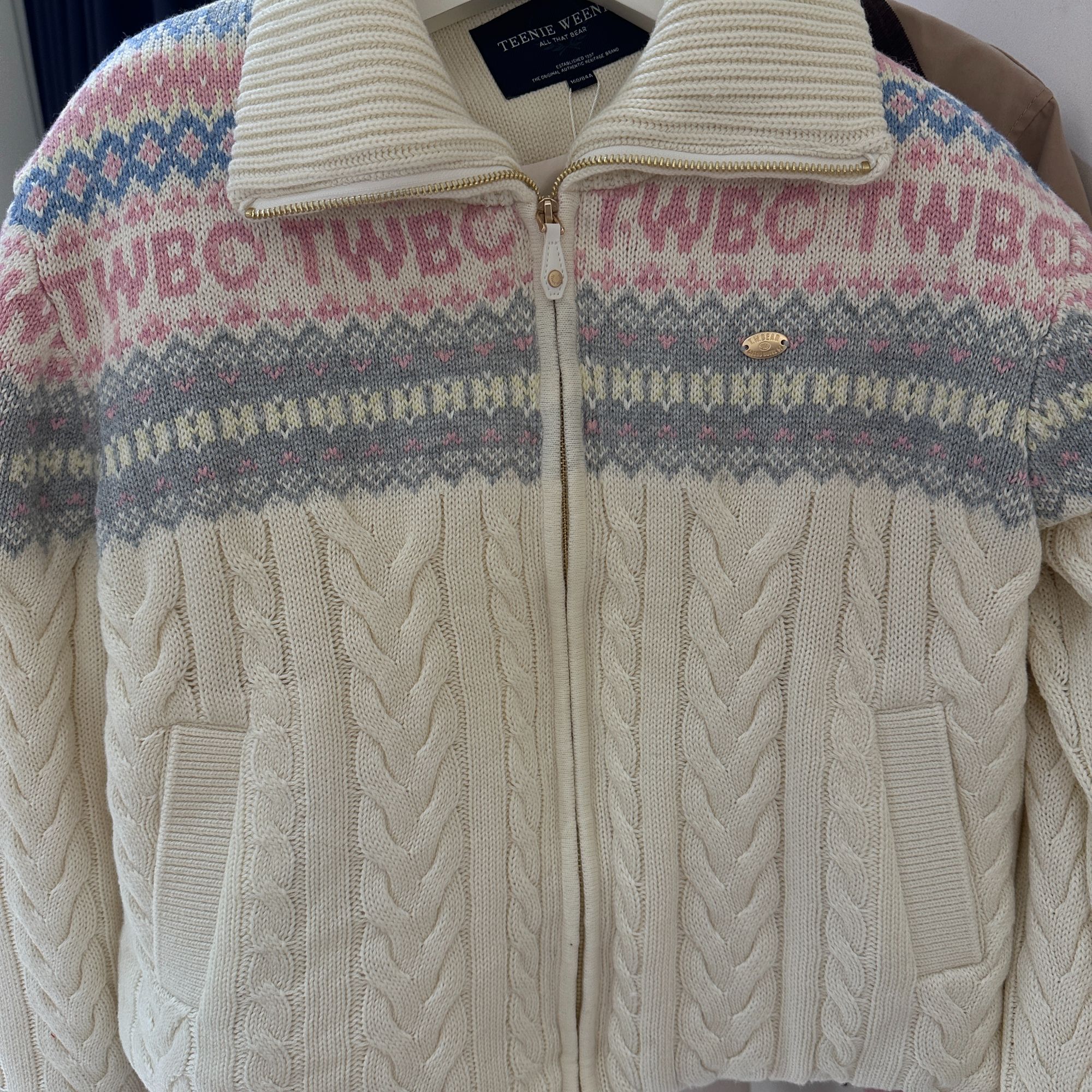 Teenie Weenie连帽提花冬季复古风拼接针织衫拼色TTJD254CC1D