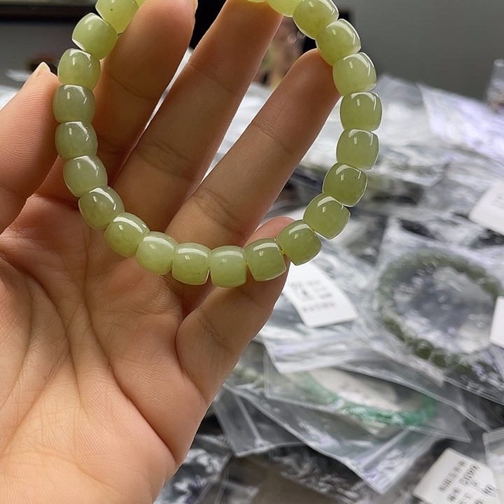 和田玉未镶嵌手串