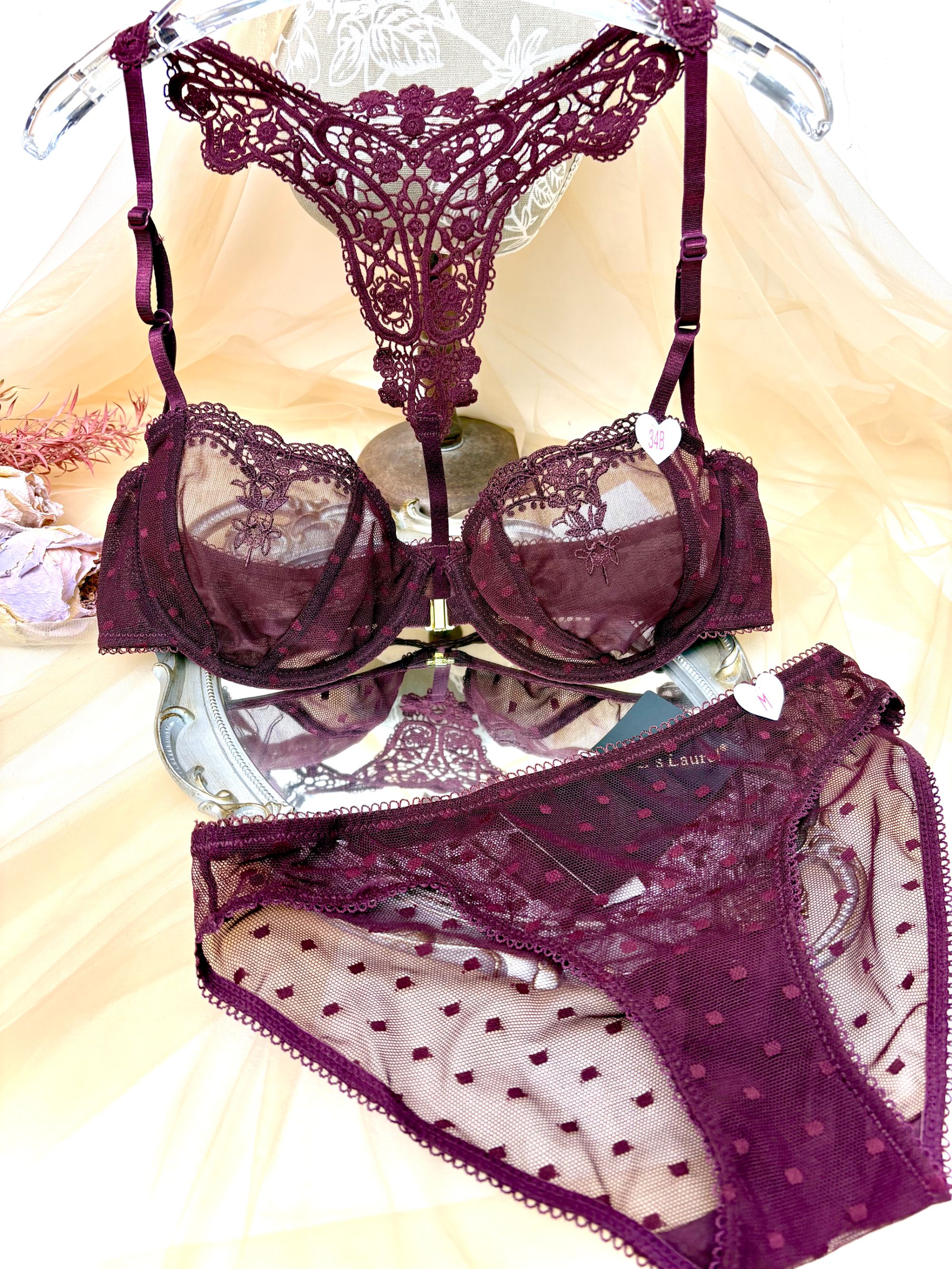 KL夏季薄款欧美时尚蕾丝显胸舒适女士性感透气上薄下厚小胸美背