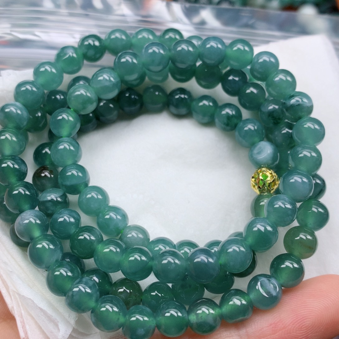 翡翠颈饰未镶嵌手串