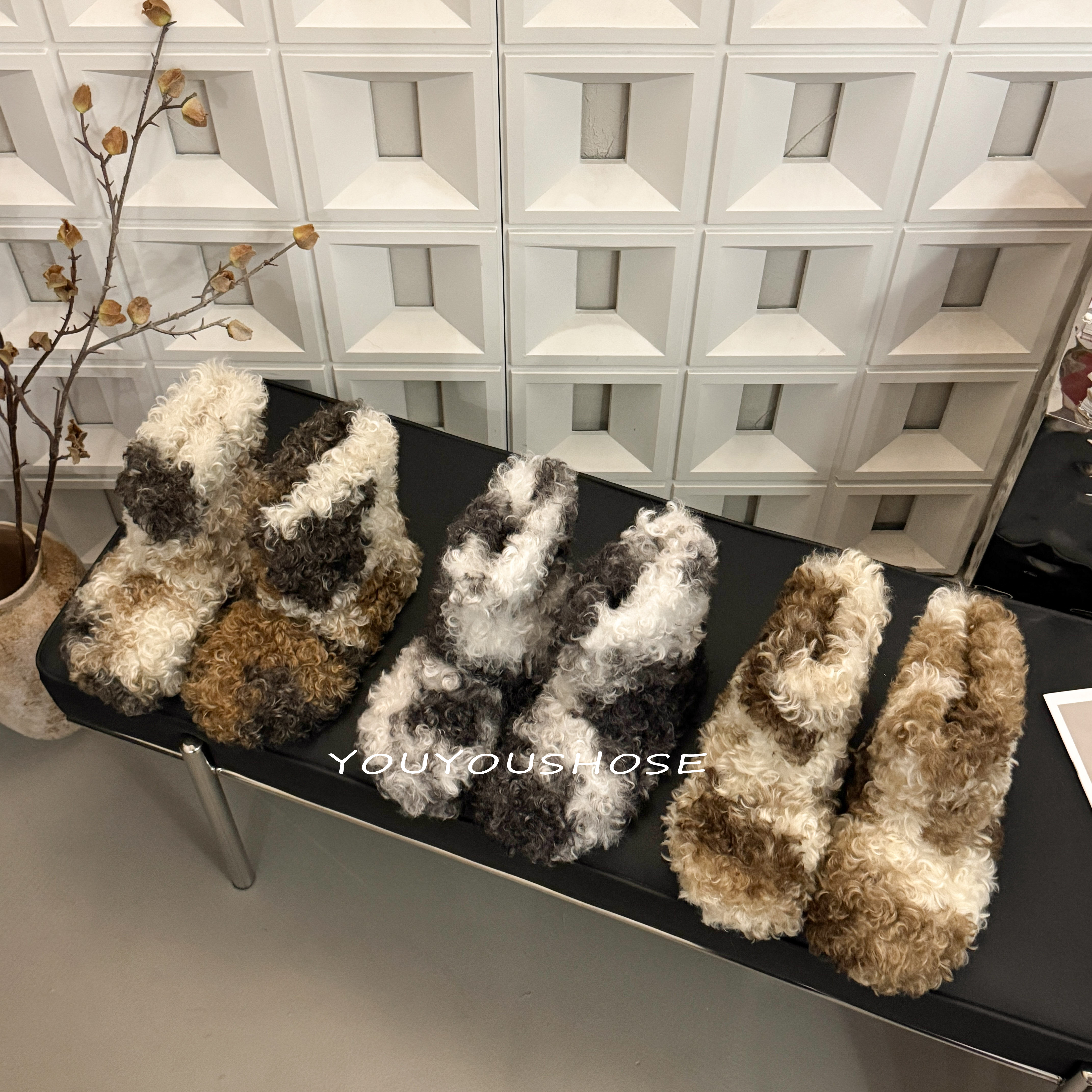 小狗卷毛可爱圆头毛鞋保暖时尚雪地靴毛绒冬季防滑套筒百搭毛毛鞋